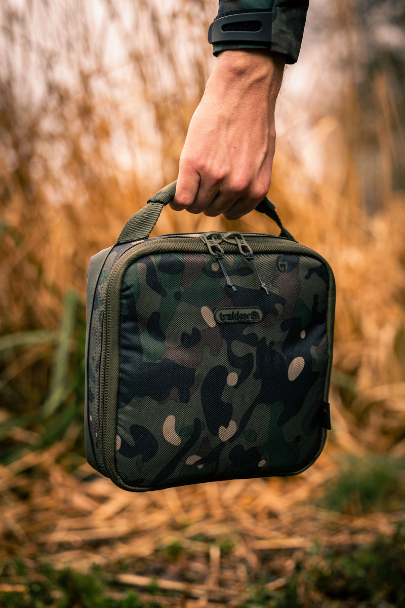 Carica immagine in Galleria Viewer, Trakker NXC Camo Tackle Bag