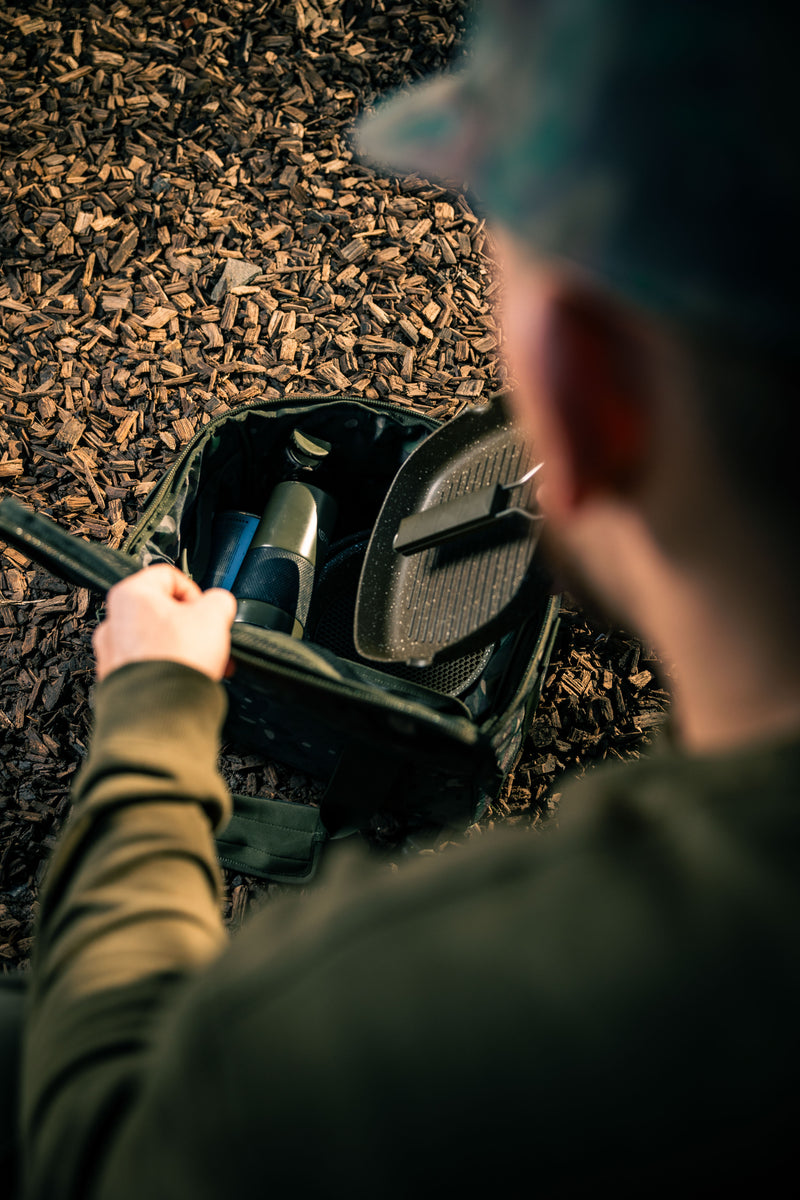 Carica immagine in Galleria Viewer, Trakker NXC Camo Cook-R Bag