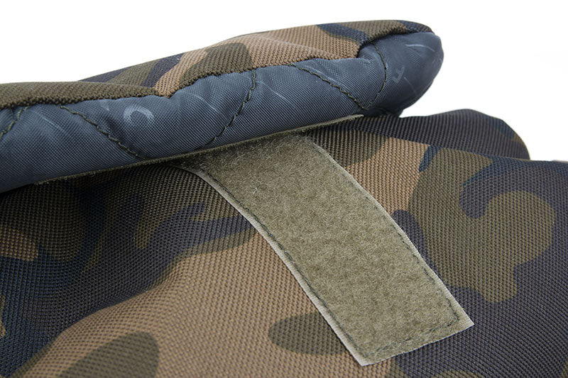 Carica immagine in Galleria Viewer, Fox Camolite Rod And Reel Protector