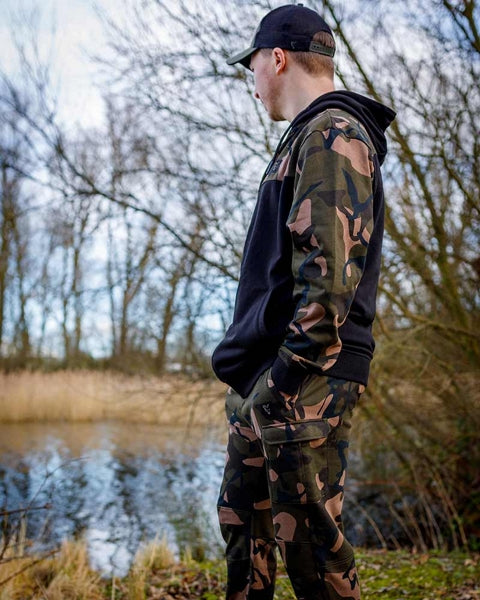 Carica immagine in Galleria Viewer, Fox Lw Black/Camo Split Zip Hoody