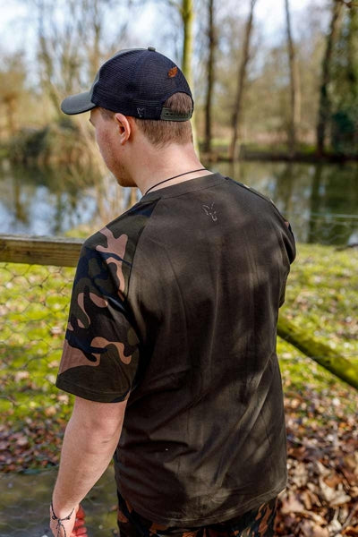 Carica immagine in Galleria Viewer, Fox Khaki/Camo Outline T-Shirt