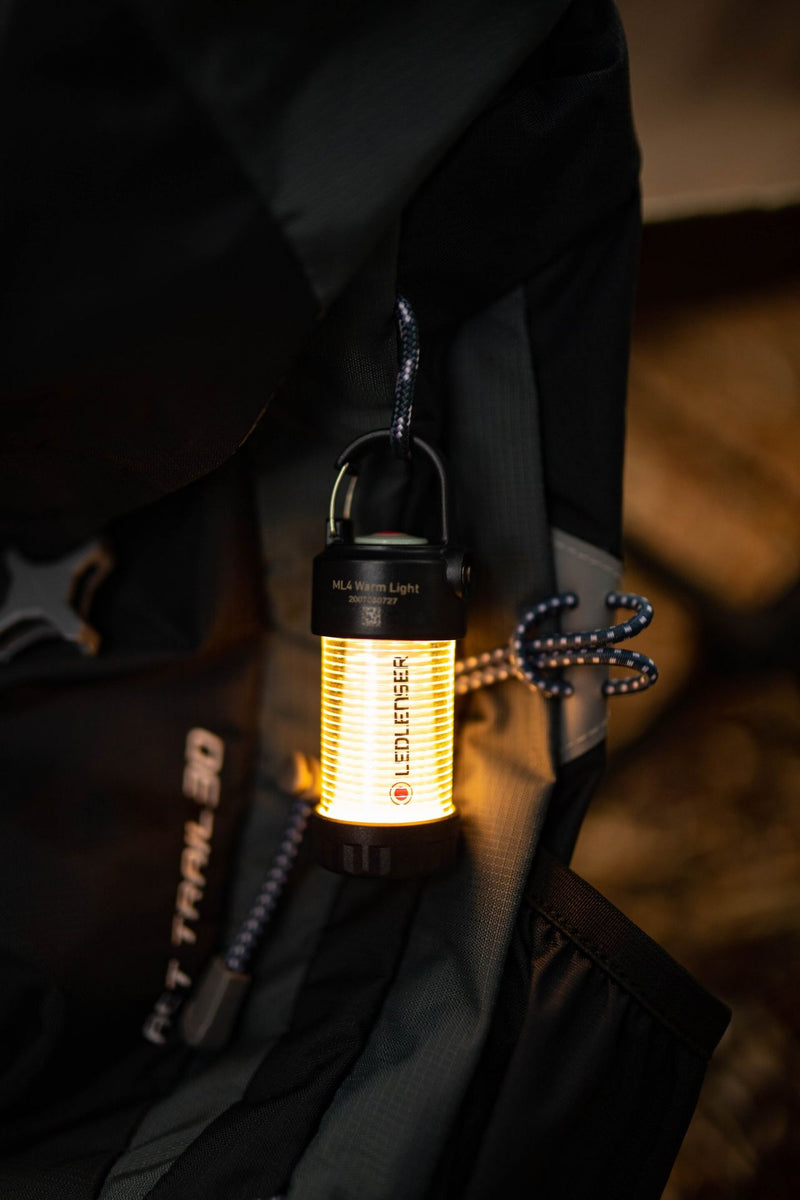 Carica immagine in Galleria Viewer, Ledlenser ML4 Warm Light - Lanterna LED Ultracompatta Ricaricabile con Luce Bianca Calda