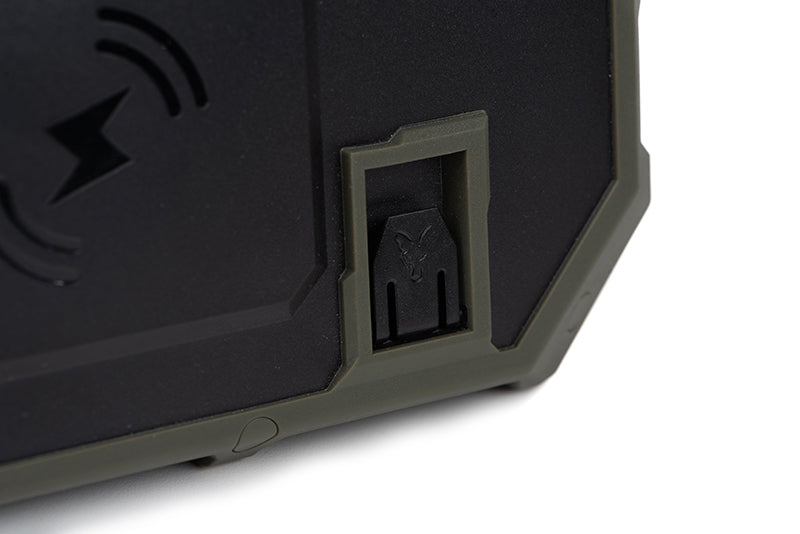 Carica immagine in Galleria Viewer, Fox Halo 96K Wireless Power Pack - Power Bank Outdoor