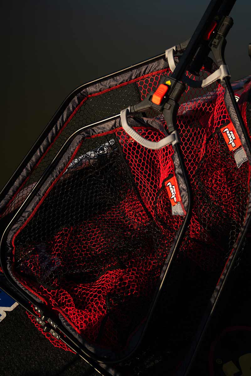 Carica immagine in Galleria Viewer, Fox Rage Speedflow Folding Landing Nets