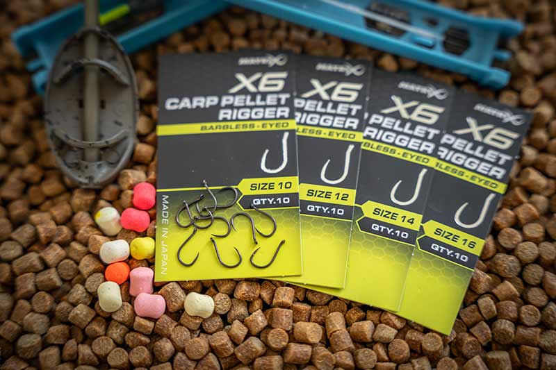 Load image into Gallery viewer, Matrix X6 - Carp Pellet Rigger Hooks Barbless Eyed