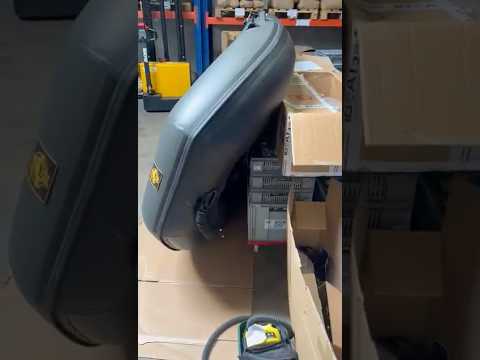 Laden und spielen Sie Video in Galerie -Viewer, iBoat 320 GEN 5 Super Strong – Carbon Black