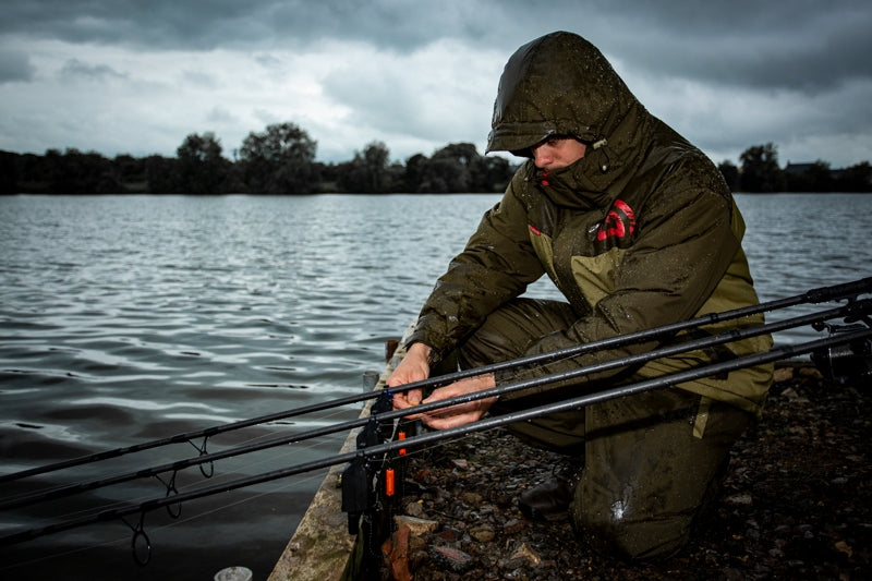 Carica immagine in Galleria Viewer, Trakker Core 2 Piece Winter Suit