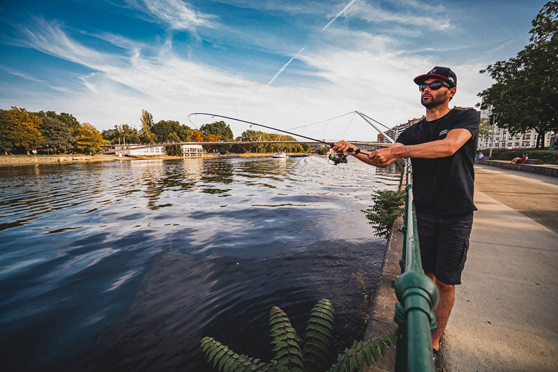Chargez l&#39;image dans la visionneuse de la galerie, Fox Rage Street Fighter Light Shad 220cm 5-20g

