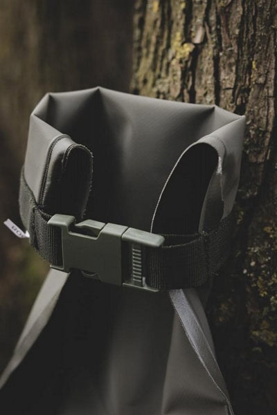 Solar Sp Net/Retainer Storage Sleeve