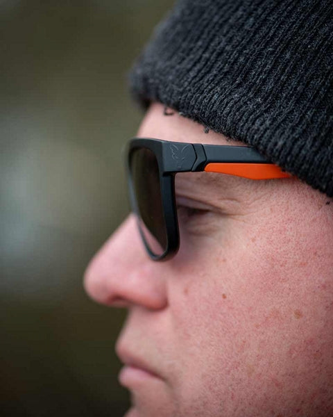 Carica immagine in Galleria Viewer, Fox Collection Black &amp; Orange Shades – Grey Lens
