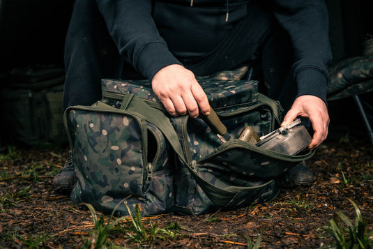 Trakker NXC Camo Chilla Session Food Bag - Borsa Termica Alimenti con Set Posate