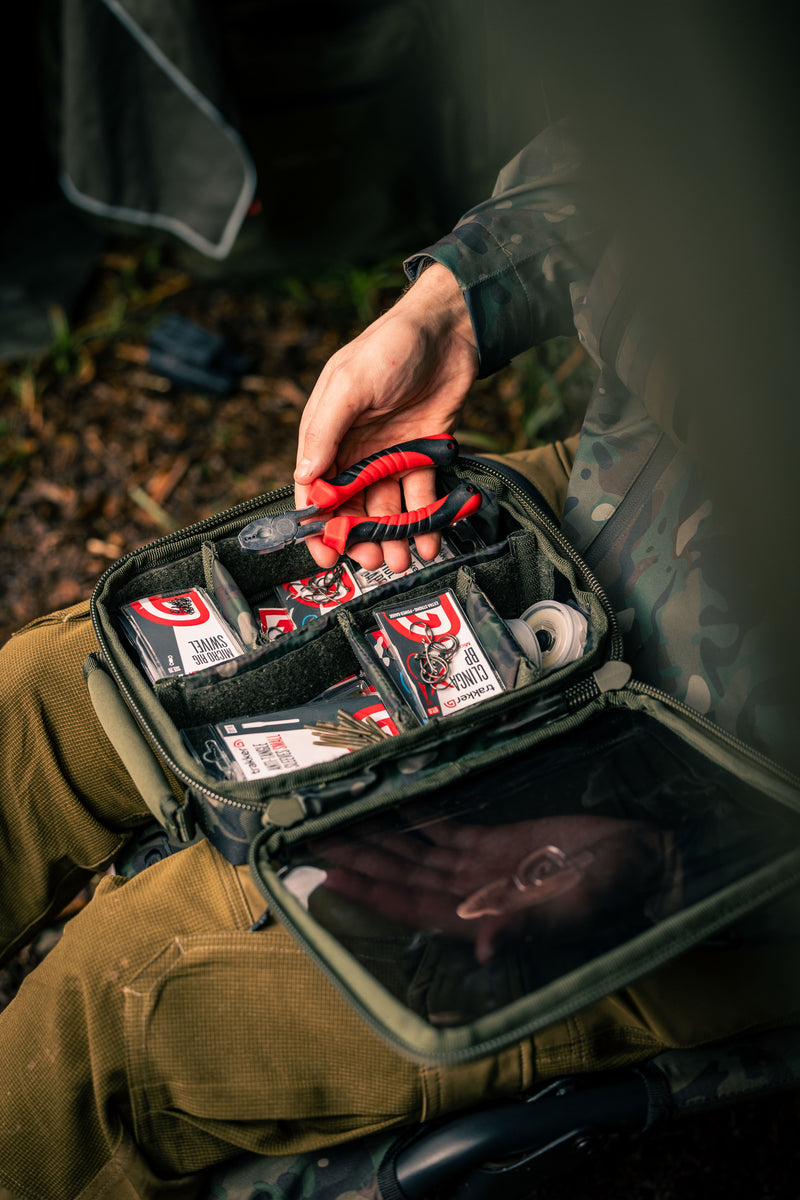 Carica immagine in Galleria Viewer, Trakker NXC Camo Bitz Pouch Large - Borsa Portaccessori con Divisori Personalizzabili
