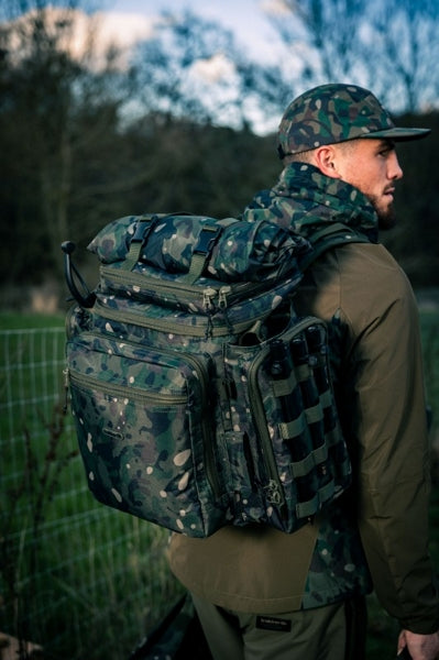 Carica immagine in Galleria Viewer, Trakker Nxc Camo Scout Rucksack
