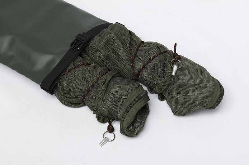 Carica immagine in Galleria Viewer, Prologic Waterproof Retainer &amp; Net Stink Bag
