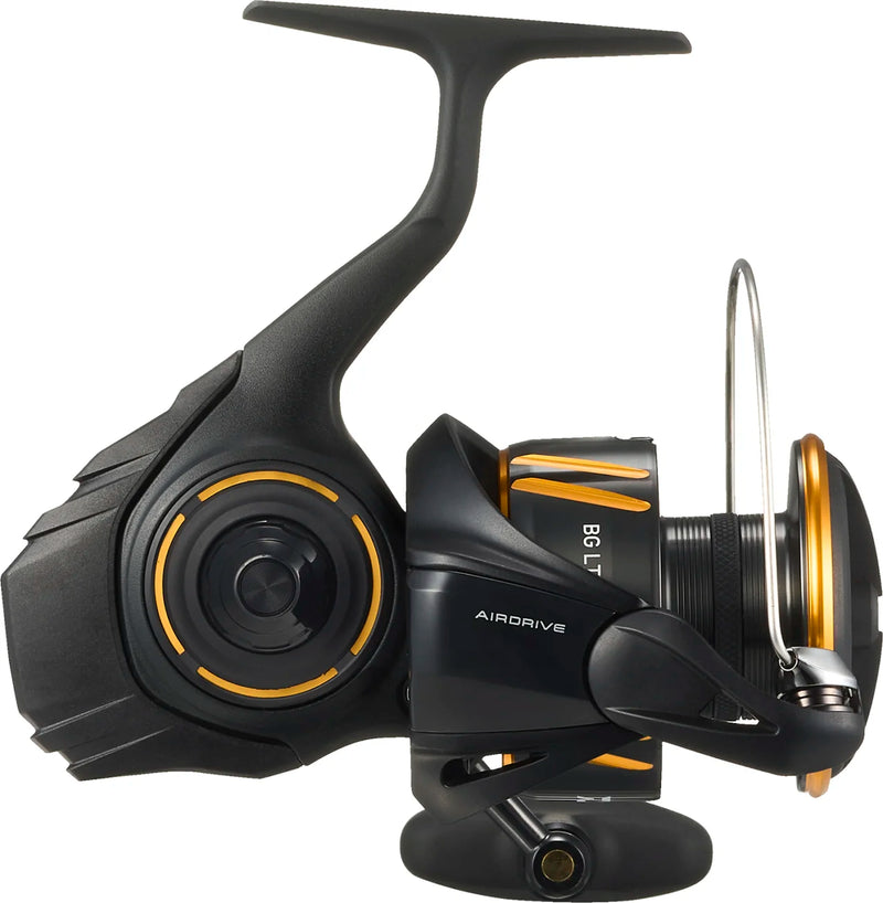 Laden Sie das Bild in Galerie -Viewer, DAIWA 26 BG LT - Spinning Reel / Mulinello da Spinning
