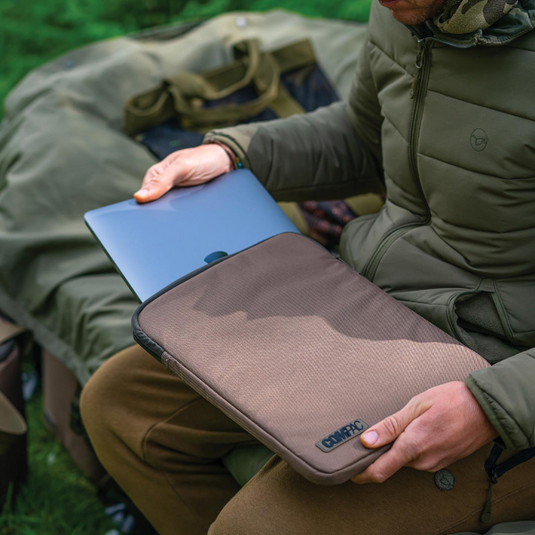 Korda Compac Tablet Bag