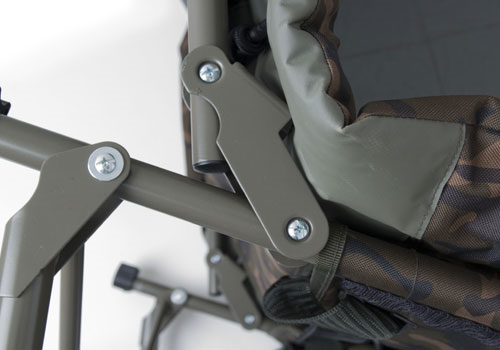 Fox R Series Camo Bed Chair