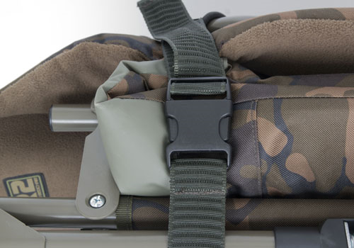 Carica immagine in Galleria Viewer, Fox R Series Camo Bed Chair
