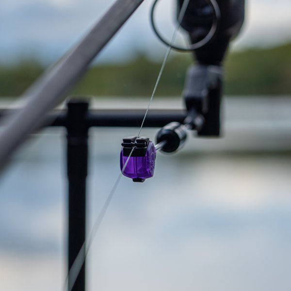 Laden Sie das Bild in Galerie -Viewer, Kevin Nash Siren Micro Swing Arm
