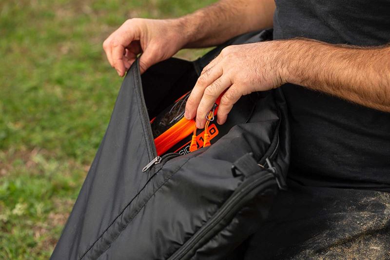 Carica immagine in Galleria Viewer, Guru Fusion Black Mat Bag
