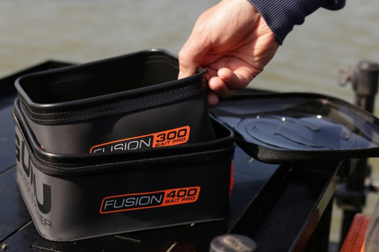 Guru Fusion 400 + Bait Pro 300 Combo