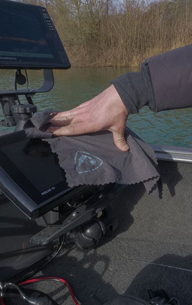 Chargez l&#39;image dans la visionneuse de la galerie, Fox Rage Micro Stash Towel
