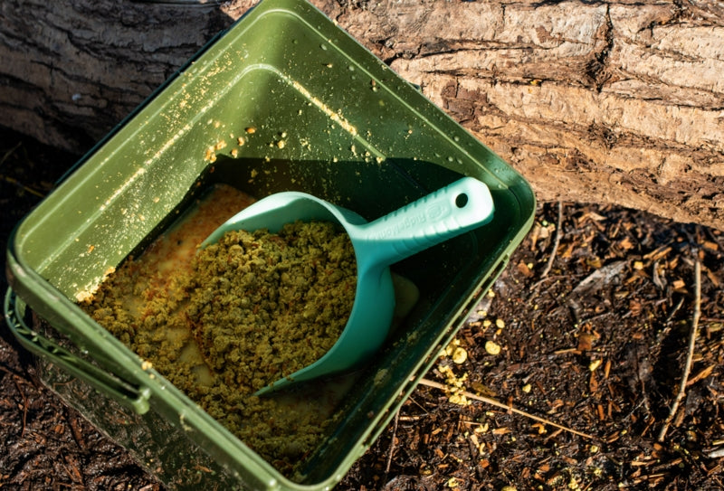 Carica immagine in Galleria Viewer, Ridge Monkey Nite Glo Bait Spoon Standard - Senza Fori
