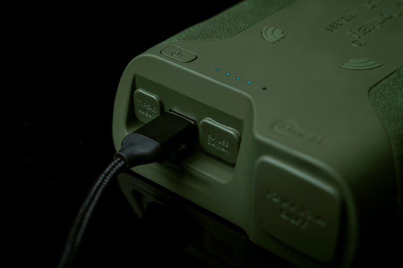 Chargez l&#39;image dans la visionneuse de la galerie, Ridge Monkey Vault C-Smart Wireless 42150mah Camo
