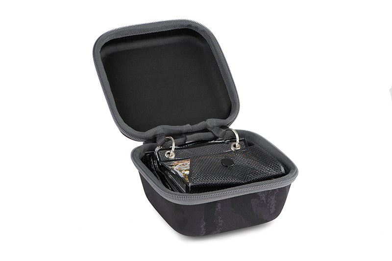 Carica immagine in Galleria Viewer, Fox Rage Voyager Camo Accessory Wallet
