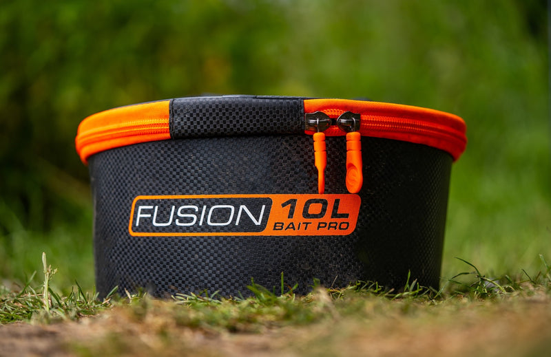Carica immagine in Galleria Viewer, Guru Fusion 10L Bait Pro Bucket
