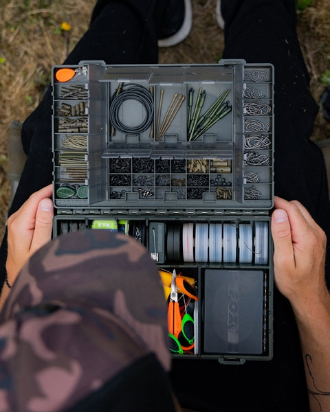Carica immagine in Galleria Viewer, Fox Edges Medium Tackle Box
