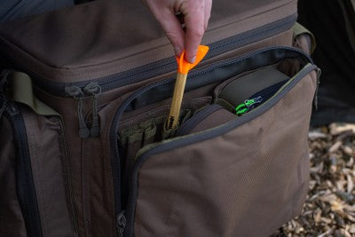 Chargez l&#39;image dans la visionneuse de la galerie, Korda Compac Framed Carryall Large
