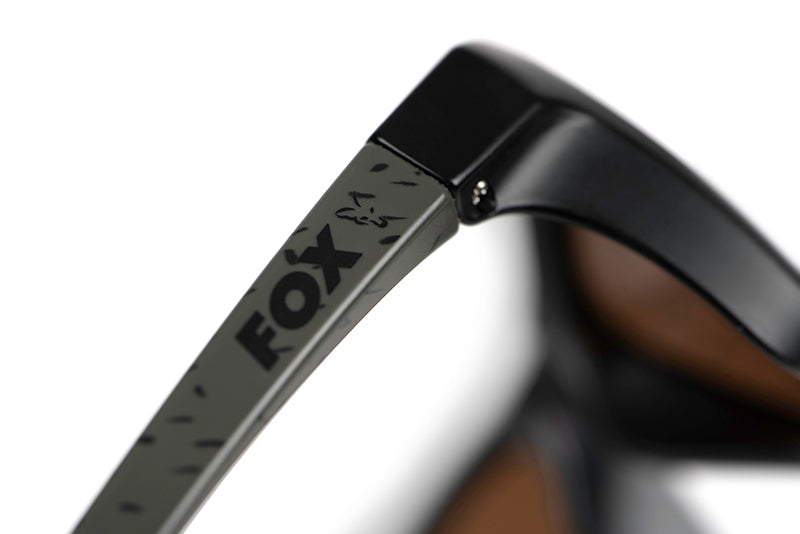Carica immagine in Galleria Viewer, Fox Collection Wraps Green/Black - Brown Lens
