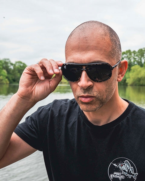 Carica immagine in Galleria Viewer, Fox Rage Camo Av8 Sunglasses
