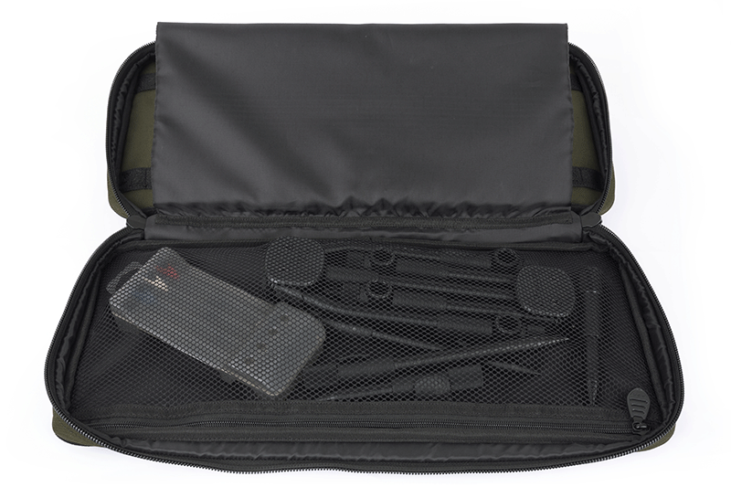 Carica immagine in Galleria Viewer, Fox R Series 3-4 Rod Buzz Bar Bag
