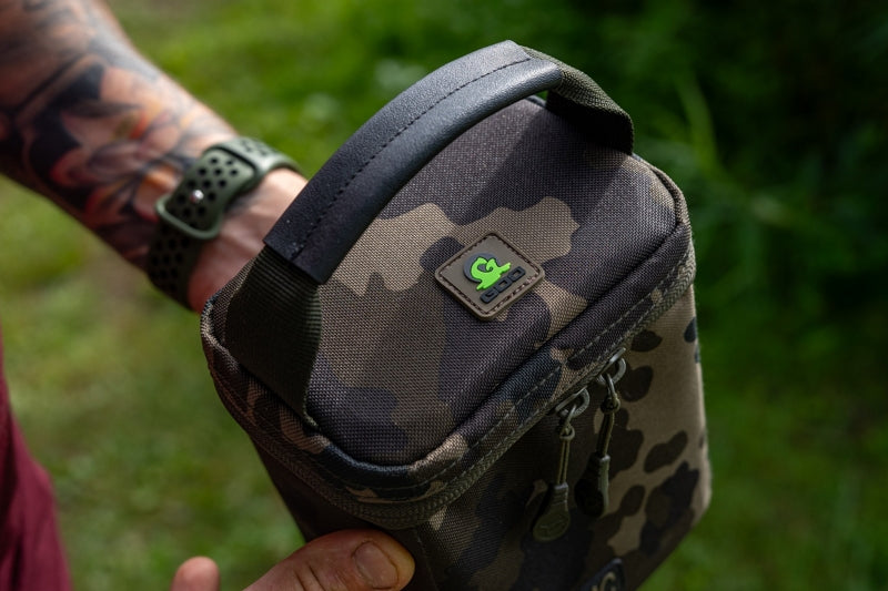 Load image into Gallery viewer, Korda Compac Goo Bag Dark Kamo
