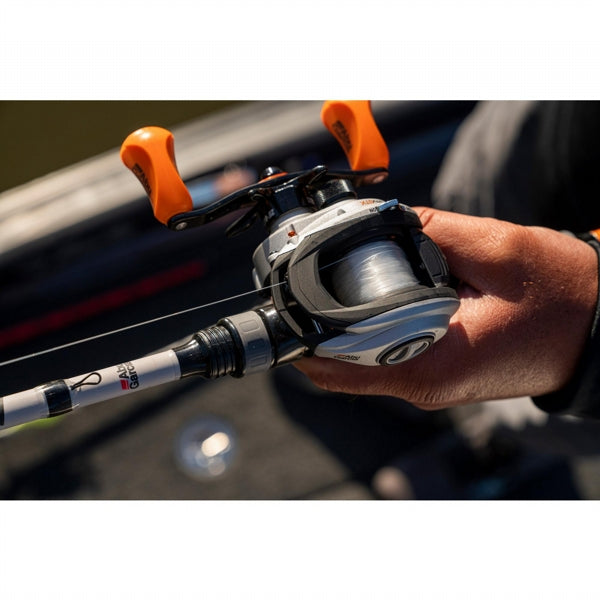 Laden Sie das Bild in Galerie -Viewer, ABU GARCIA MAX4 STX - Mulinello Baitcast 6.4:1 Sinistra Flipping Switch
