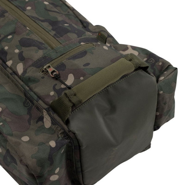 Carica immagine in Galleria Viewer, Trakker Nxc Camo 3 Rod Sleeve 12ft
