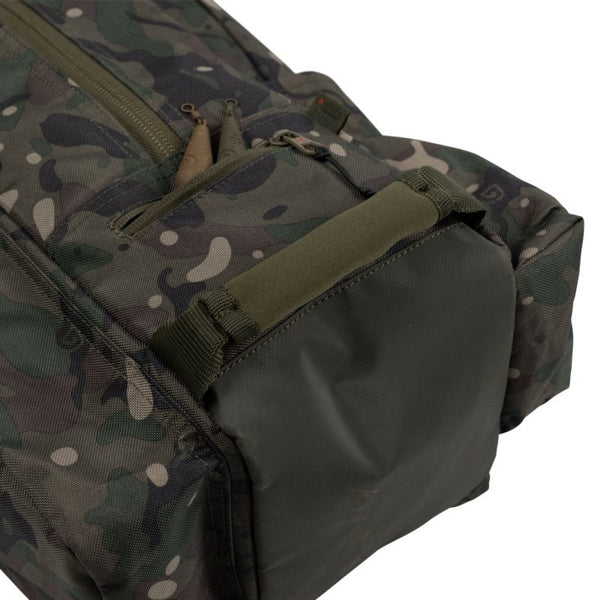 Carica immagine in Galleria Viewer, Trakker Nxc Camo 3 Rod Sleeve 12ft
