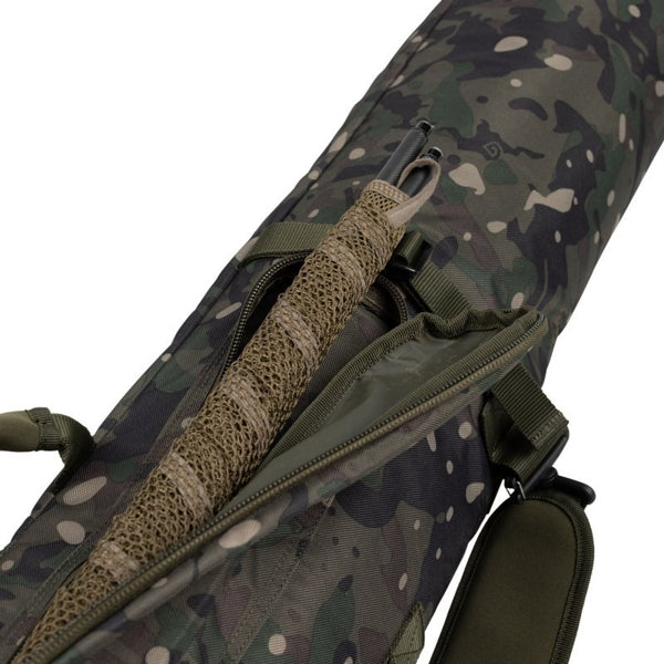 Carica immagine in Galleria Viewer, Trakker Nxc Camo 3 Rod Sleeve 12ft
