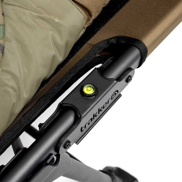 Carica immagine in Galleria Viewer, Trakker Rlx 6 Camo Bed System
