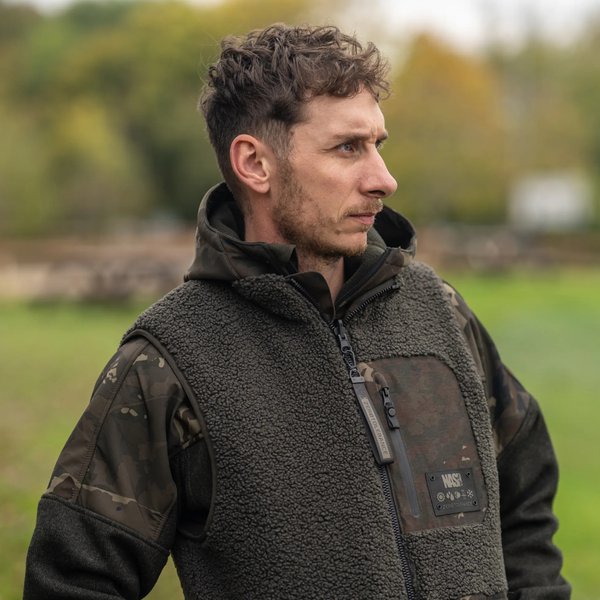 Carica immagine in Galleria Viewer, Kevin Nash Zt Sherpa Fleece Reversible Body Warmer

