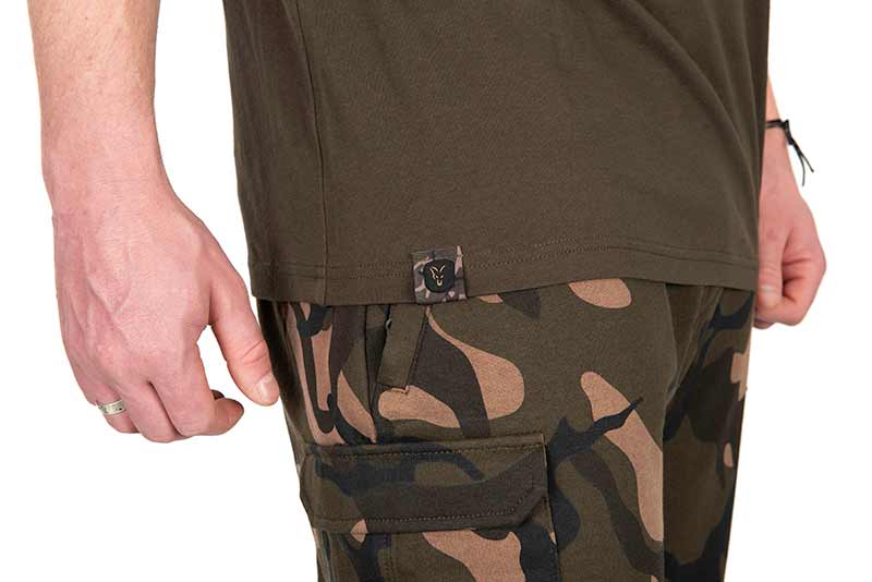 Carica immagine in Galleria Viewer, Fox Khaki/Camo Outline T-Shirt
