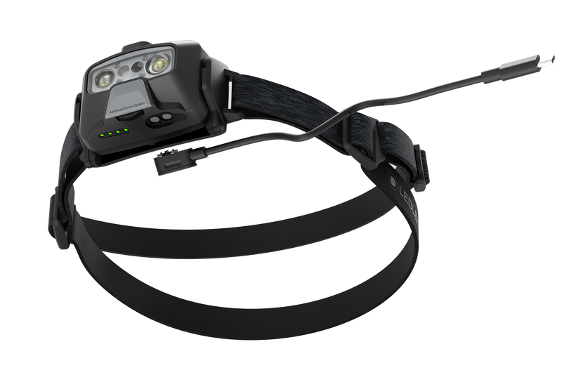 Laden Sie das Bild in Galerie -Viewer, Led Lenser Lampada frontale HF6R Core
