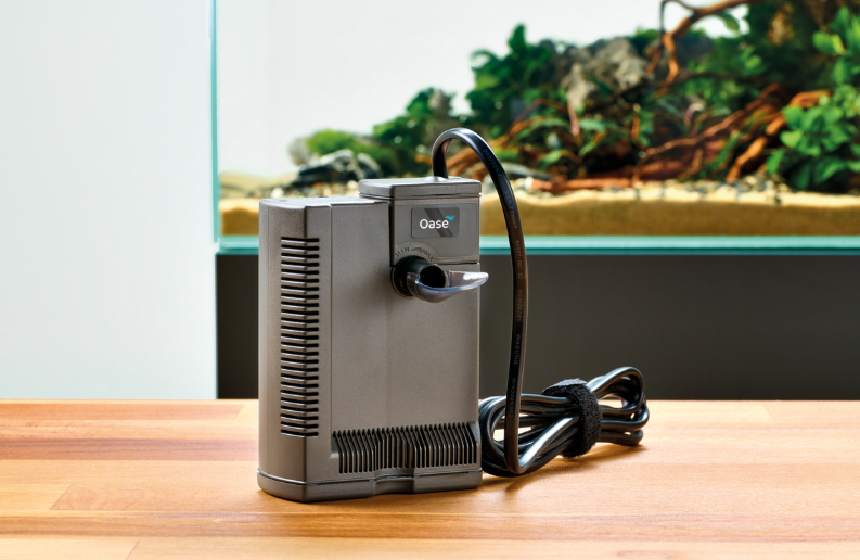 Carica immagine in Galleria Viewer, OASE BioCompact - Filtro Interno per Acquari
