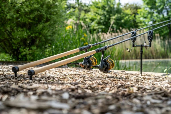 Laden Sie das Bild in Galerie -Viewer, Nash Scope Cork / Canna Carpfishing con Impugnatura in Sughero
