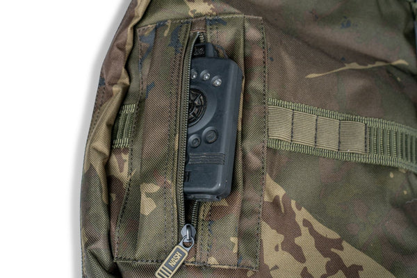 Carica immagine in Galleria Viewer, Nash Subterfuge Soft Protect Rod Skin - Porta Canne Imbottito 3 Canne
