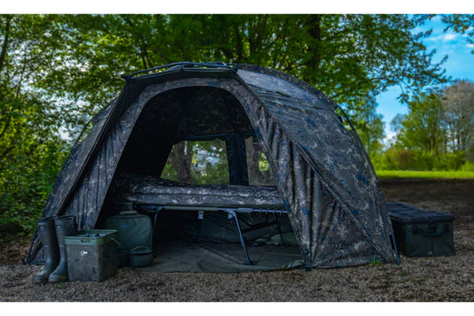 caption: Titan Hide Camo Pro con tappeto opzionale