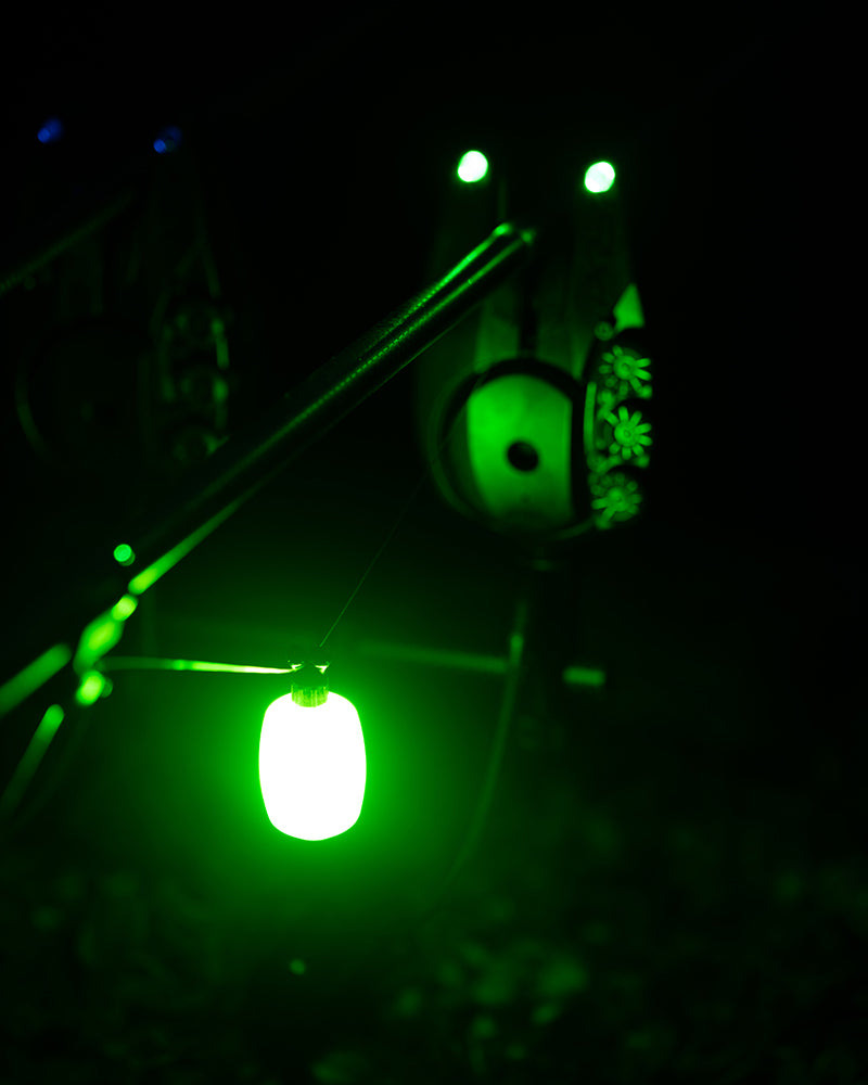 Carica immagine in Galleria Viewer, Fox Black Label Dumpy Halo Bobbins
