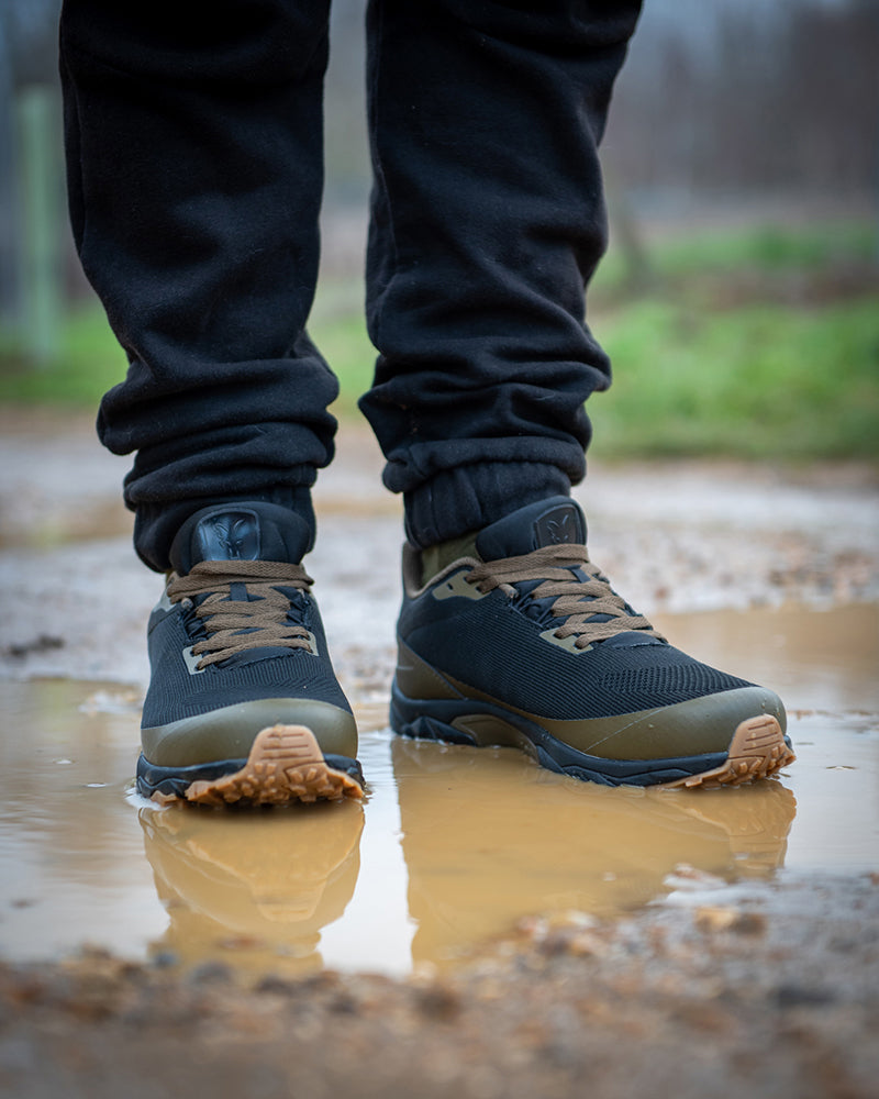 Carica immagine in Galleria Viewer, Fox Explorer Trainer V2 - Scarpa Impermeabile Nero/Khaki
